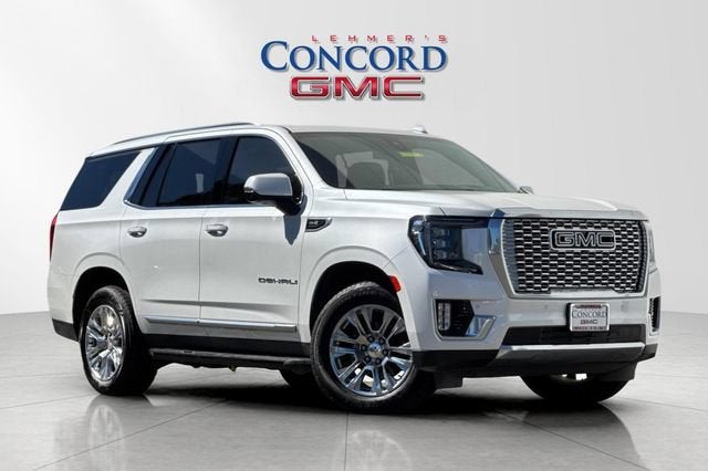 2022 GMC Yukon Denali in White Frost Tricoat — front three-quarter view
